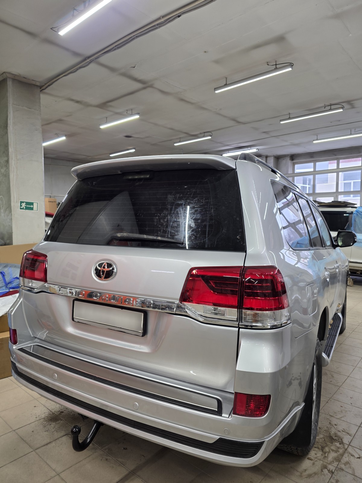 Переделка (рестайлинг) Land Cruiser 200 (2008–2015) в свежий вид (2016–2021+) — после ремонта, фото 1