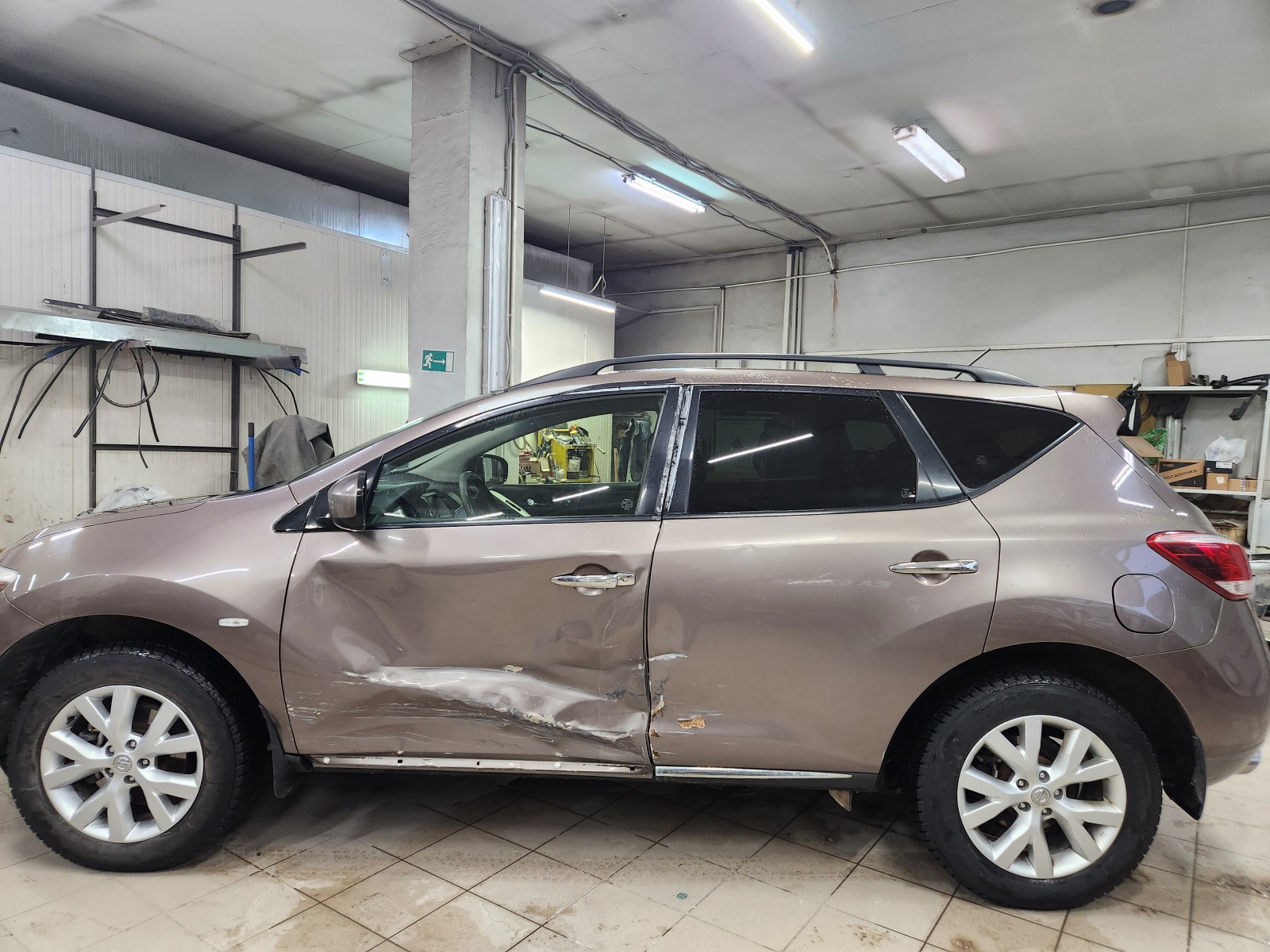 Автомобиль до кузовного ремонта
